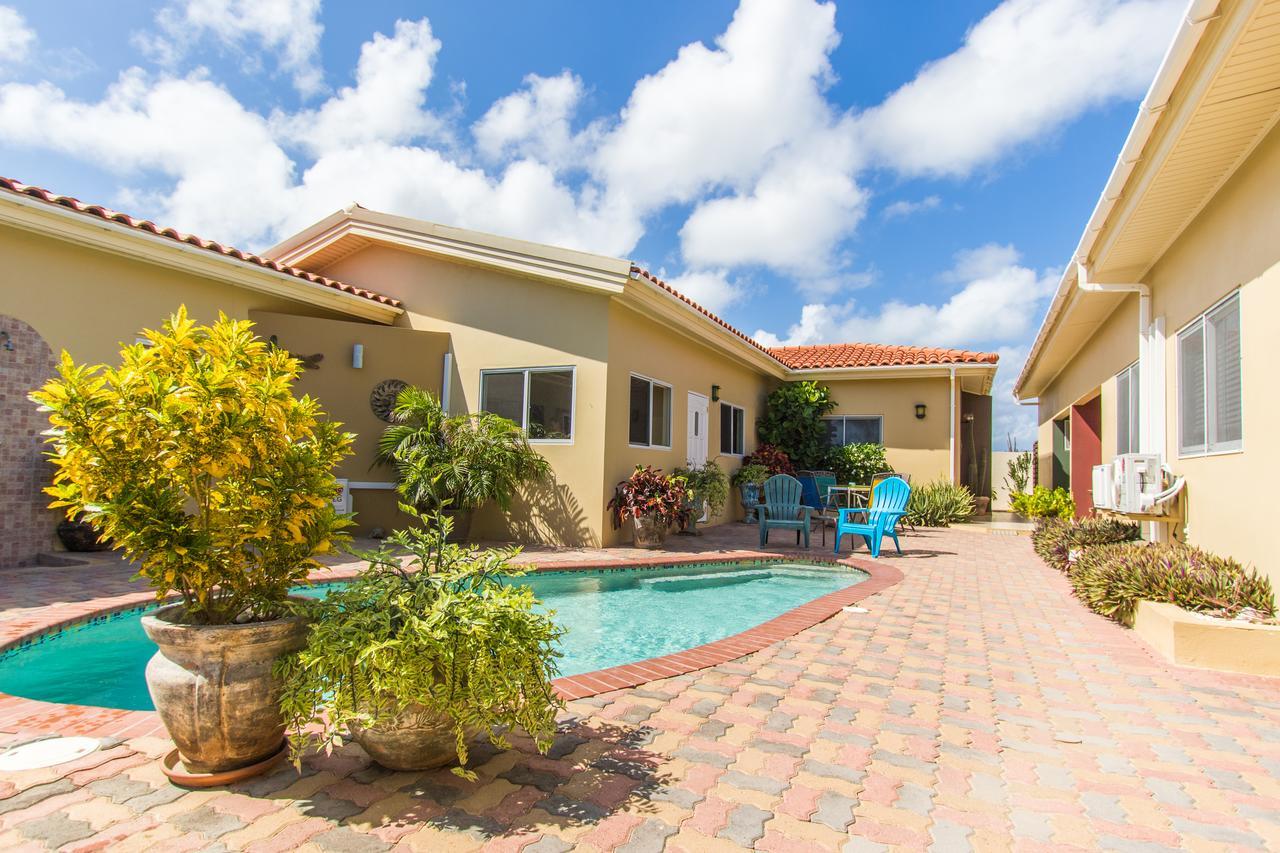 Little Paradise Aruba Vacation Apartments Palm Beach Exterior foto