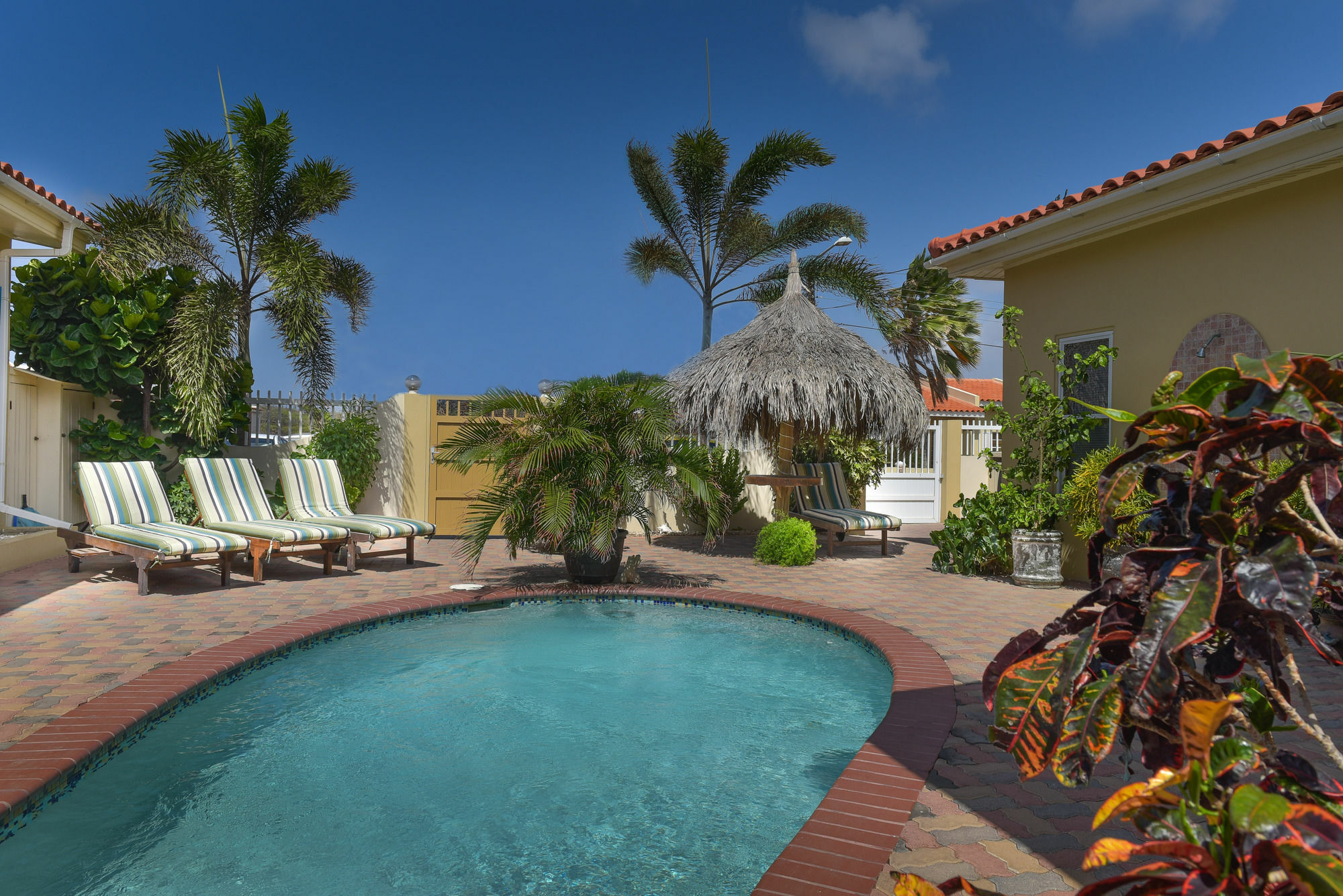 Little Paradise Aruba Vacation Apartments Palm Beach Exterior foto