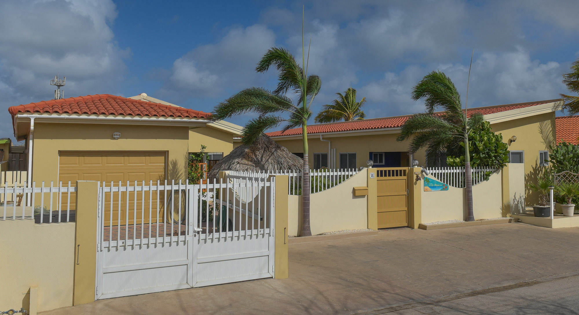 Little Paradise Aruba Vacation Apartments Palm Beach Exterior foto